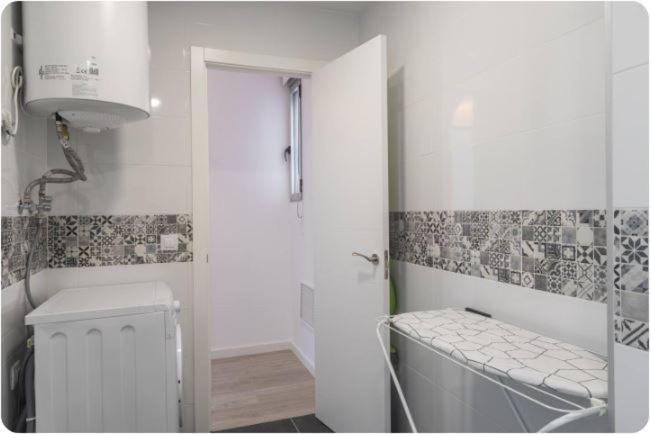 Islas Canarias Apartment บาเลนเซีย ภายนอก รูปภาพ